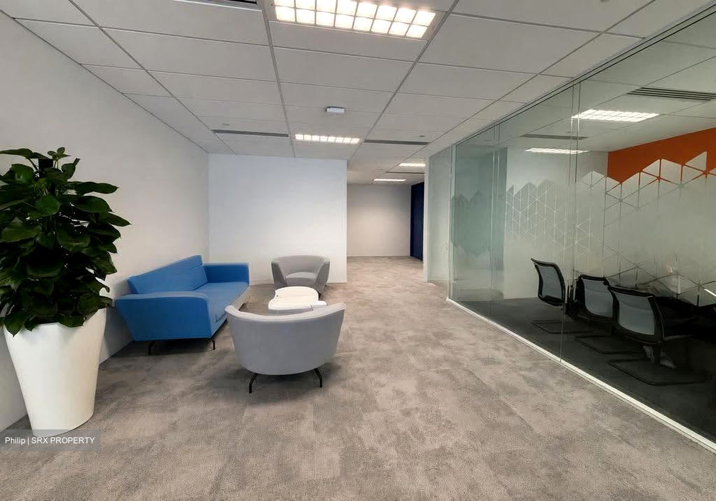 PLQ MALL (D14), Office #610143851